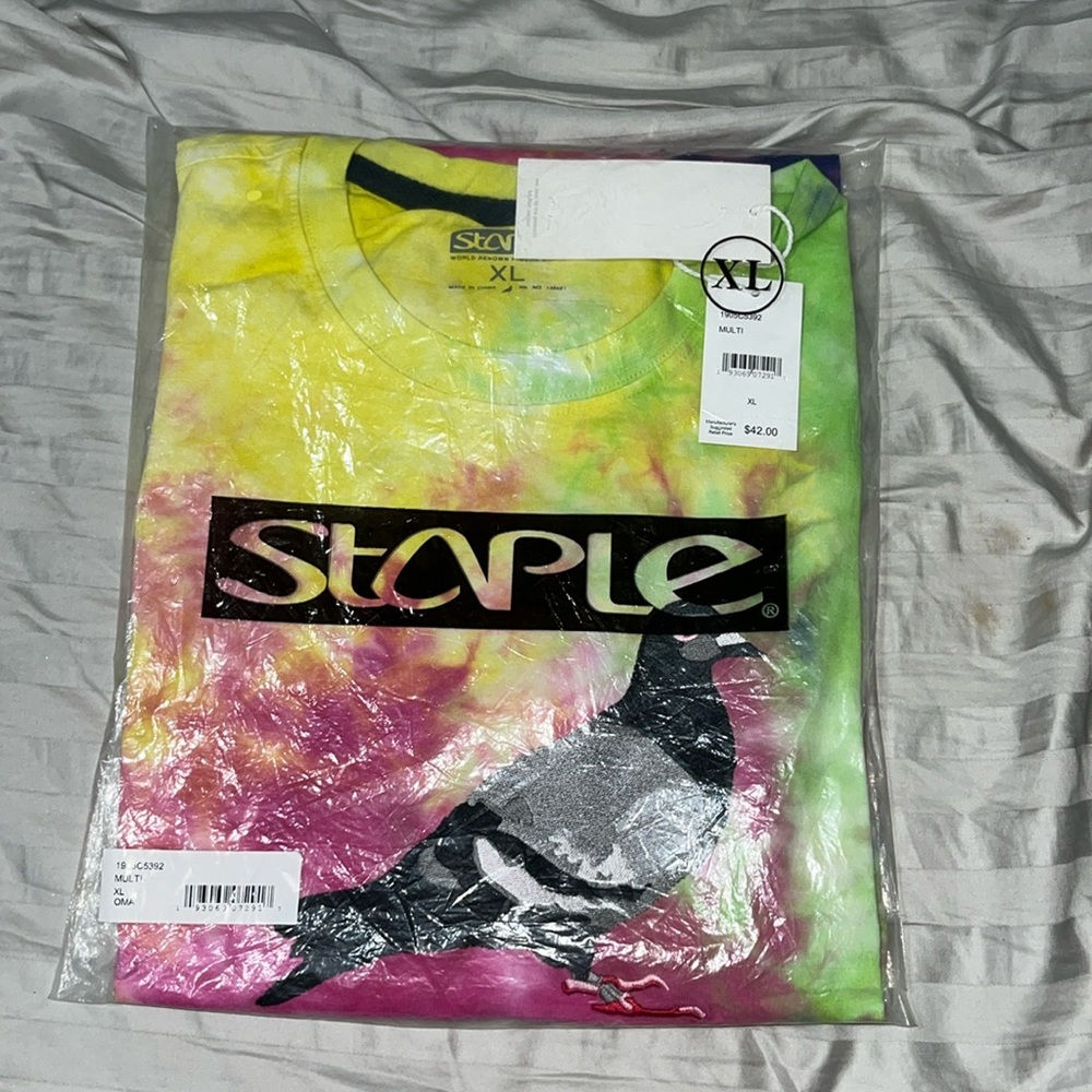 Staple shirt xl